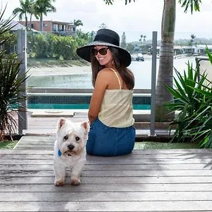 https://saltwater-villas.queenslandhotels.net